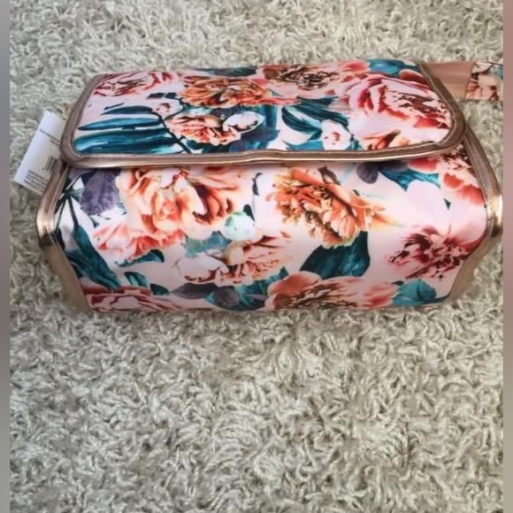 Floral Rose gold Quo makeup bag - Picture 5 of 6